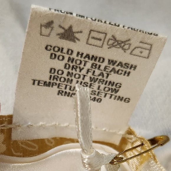 NWT White dress - Picture 8 of 9